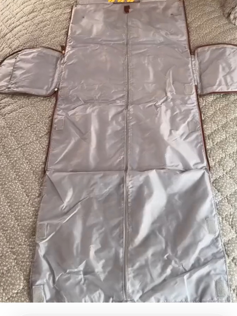 Luhxe Rose Roller Bag - Picture 4 of 4